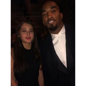 B95KT55CQAAj9bw.jpg-large